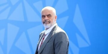 Shqipëria pritet të mbyllë sot tre kapitujt e parë të negociatave me BE-në