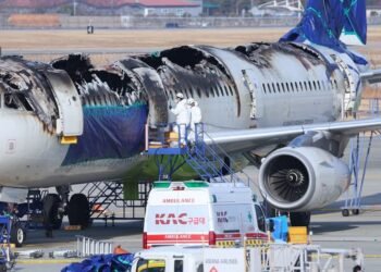Rreziku më i madh i aviacionit ndodhet në xhepat tuaj!