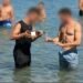 Deri ku duhet të shkojë mikpritja? VIDEOJA virale që ka shkaktuar debat mbi shërbimin ndaj klientëve në hotele