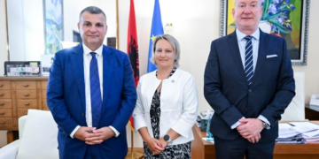 Sejko pret përfaqësuesit e BERZH-it: Kreditë me probleme në 3,7%, niveli më i ulët që në 2008-n