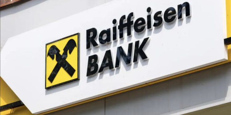 BE po shqyrton vendosjen e sanksioneve ndaj Raiffeisen Bank, pas raporteve me Rusinë