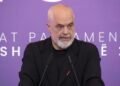 Mbledhja e Grupit të PS, Rama merr fjalën:Kam dy dokumente për reflektimin mbi bulevardin e flamingove