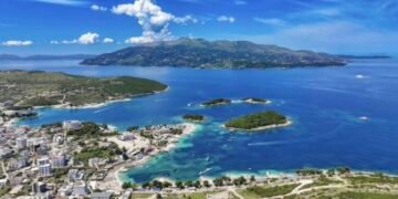 “Business Insider”: Shqipëria “nën lupën” e turistëve britanikë, kërkesat për pushime rriten me 92%