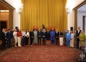 Presidenti Begaj pret Këshillat Ndërfetarë të Europës: Diktatura shembi objektet e kultit, por nuk zhbëri besimin e shqiptarëve në Zot