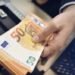 Euro në rënie të lirë, monedha europiane arrin një tjetër minimum historik