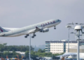 BE shtrëngon rregullat për aviacionin, propozon taksën e re të karbonit