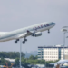 BE shtrëngon rregullat për aviacionin, propozon taksën e re të karbonit