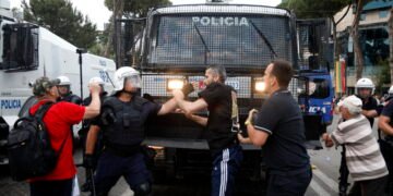 Protestat, Policia tender urgjent 2 milionë euro për pajisje policore