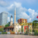 “Daily Mail”: Tirana në sytë e turistëve, një nga qytetet më ekonomike dhe më interesante të Evropës