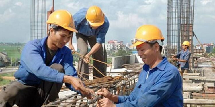 Pas indianëve dhe filipinasve, vietnamezët pritet të plotësojnë mungesën e fuqisë punëtore në Shqipëri