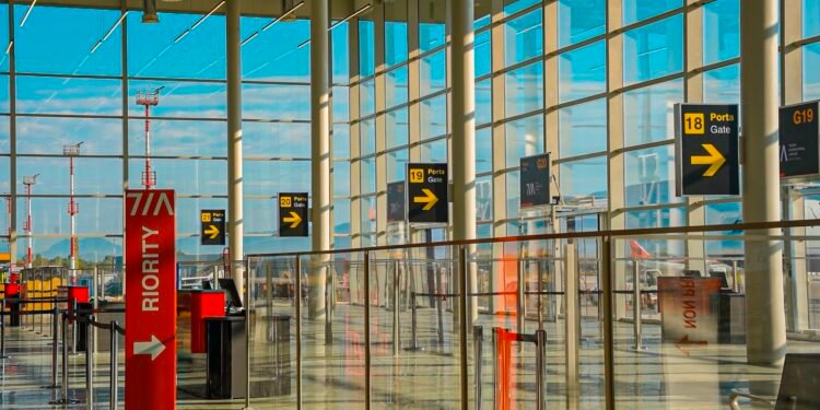 Përkrah gjigantëve botërorë, Aeroporti Ndërkombëtar i Tiranës mes finalistëve për çmimin “Aeroporti i Vitit 2026”