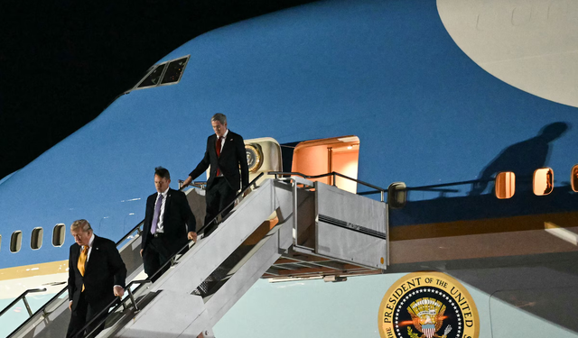 Si Trump u largua fshehurazi nga Turqia me avion ushtarak, Air Force One u përdor si “karrem”