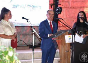 Presidenti Begaj nga Ulqini: Gjuha shqipe ruhet kur lexohet, shkruhet dhe u përcillet fëmijëve