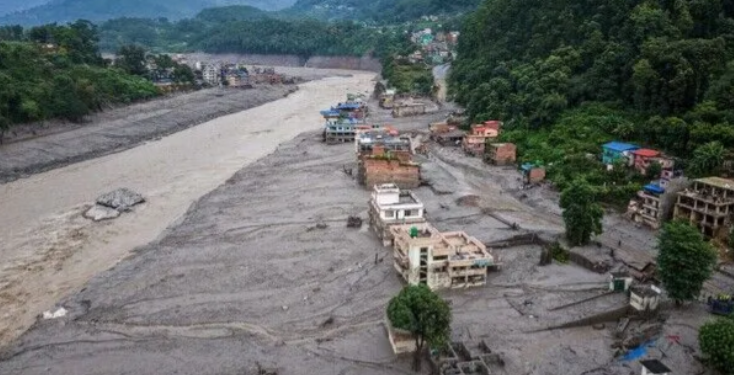Nepali kërkon nga Meta dhe TikTok të heqin përmbajtjet grafike dhe mashtruese të krijuara me IA për përmbytjet