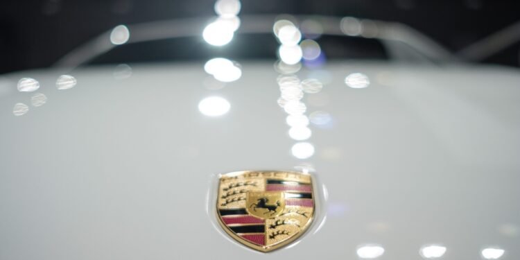 Porsche nënshkruan kontratën 1.5 mld Euro me gjigantin indian