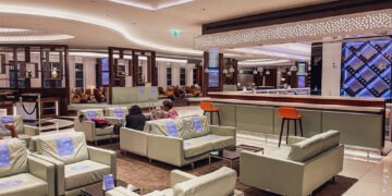 Zonat VIP në aeroporte nuk janë vetëm për business class, ja si mund të hyni edhe me një biletë ekonomike