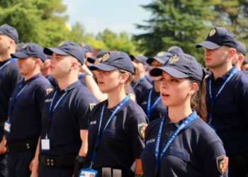 Ndryshojnë rregullat në Policinë e Shtetit: Gradat do të merren më shpejt, promovime edhe para afatit