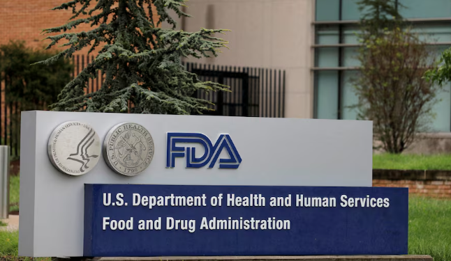 FDA miraton vaksinën e parë kundër gripit me teknologji mRNA të Moderna