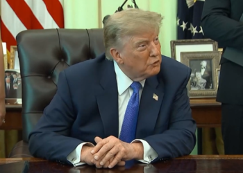 Trump firmos urdhrin për më pak vaksina për fëmijët