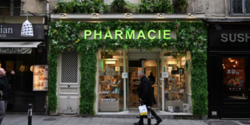 Pse amerikanët po “pushtojnë” farmacitë europiane për produktet e kujdesit të lëkurës