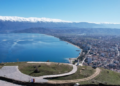 Pogradeci “rrëmben” turistët në Gusht, qyteti juglindor, destinacion i preferuar për pushime