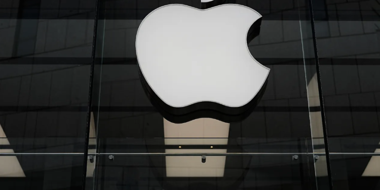 Kush është lideri i ri që do të udhëheqë Apple drejt epokës së inteligjencës artificiale?