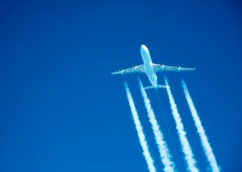 Projekti kundër ngrohjes globale, mijëra avionë do të fluturojnë në lartësi më të ulta