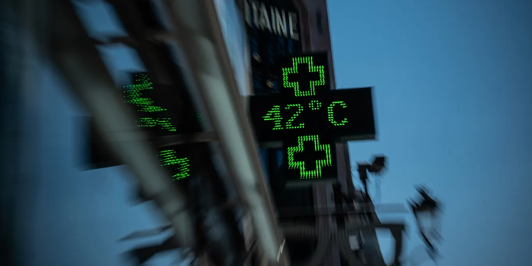 Netët e nxehta po ju prishin gjumin. Çfarë mund të bëni