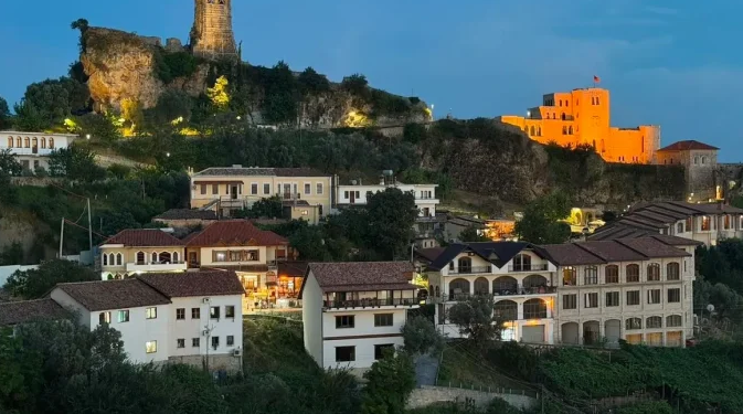 ”Forbes”: Shqipëria, thesari i fshehur i Ballkanit që ofron histori, natyrë dhe mikpritje
