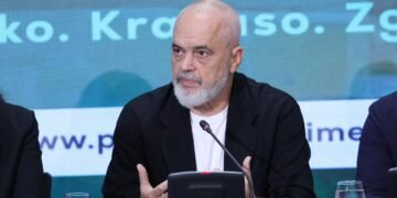 Rama kërkon më shumë transparencë nga supermarketet: Fitoni, por lini konsumatorët të marrin frymë