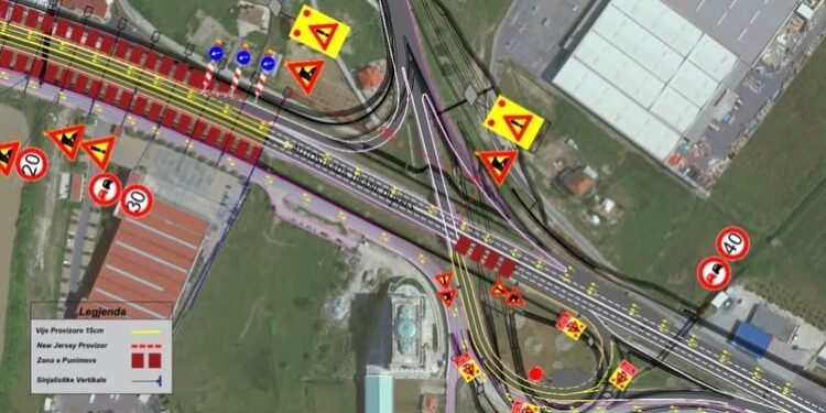 Bllokohet gjatë natës autostrada Tiranë-Durrës, oraret dhe rrugët ku do të devijohet trafiku