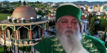 Para shtetit Bektashi, qeveria i jep Kryegjyshatës Botërore Lekët për tokat e zëna