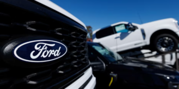 Ford tërheq nga tregu rreth 223 mijë automjete për probleme me depozitat e karburantit