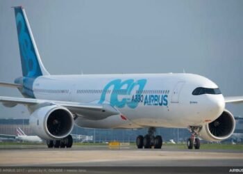 Inxhinieri harron një vegël brenda bishtit të avionit dhe i shkakton Airbus-it miliona euro dëme vetëm nga pezullimi i dorëzimeve të A330 Neo