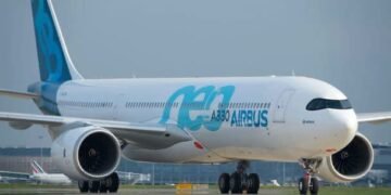 Inxhinieri harron një vegël brenda bishtit të avionit dhe i shkakton Airbus-it miliona euro dëme vetëm nga pezullimi i dorëzimeve të A330 Neo