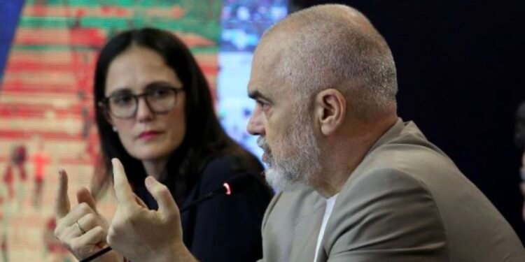 “Pasqyra e Çmimeve” nuk mjafton: Eksperimenti europian që nuk i uli çmimet dhe pyetjet pa përgjigje në Shqipëri