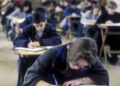 PISA/ Shqipëria përmirësohet në matematikë dhe shkencë, por performanca e nxënësve shqiptarë ende nën mesataren