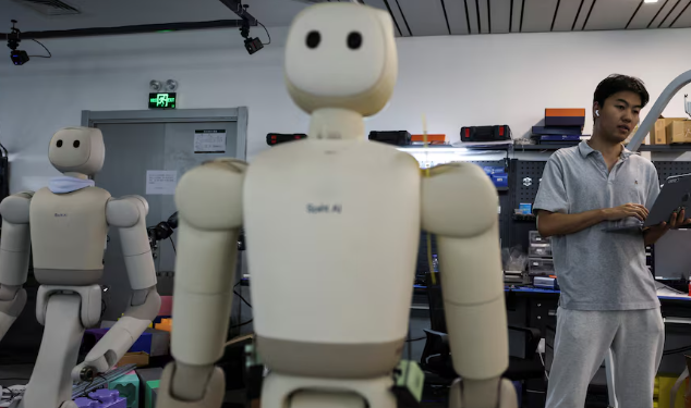 Robotët humanoidë do të marrin komanda me zë që nga viti i ardhshëm