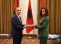 Presidenti Begaj pret ambasadoren e re të BE-së: Shqipëria synon anëtarësimin në vitin 2030