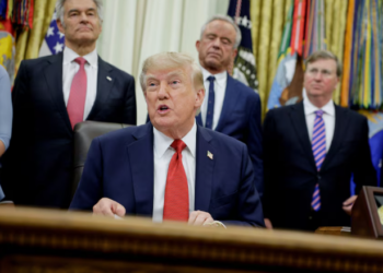 Trump: Disa vaksina të fëmijëve duhet të ndahen në pesë doza, ulen rastet e autizmit