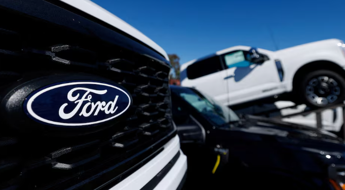 Ford rifillon prodhimin e F-150 pas ndërprerjes së furnizimit