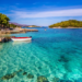 The Sun: Nga Korfuzi drejt “Maldiveve të Evropës”, një udhëtim në jugun e Shqipërisë