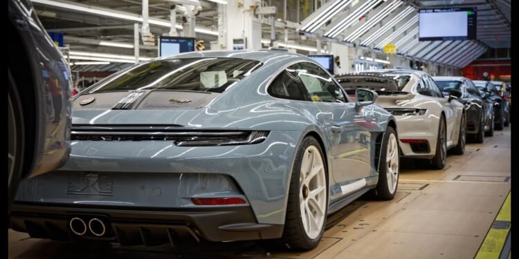 Thellohet kriza në tregun europian të makinave, Porsche planifikon të shkurtojë mijëra vende pune