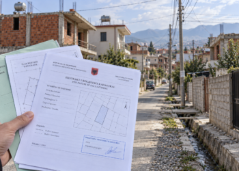 Regjistrimi i pronave pa Hipotekë: S’paguan tarifë nëse të gjen Kadastra, tarifë e plotë nëse aplikon vetë te e-Albania