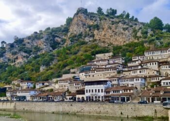“Shkoni para se të shtrenjtohet!” Media amerikane liston Shqipërinë mes 10 vendeve që duhet vizituar