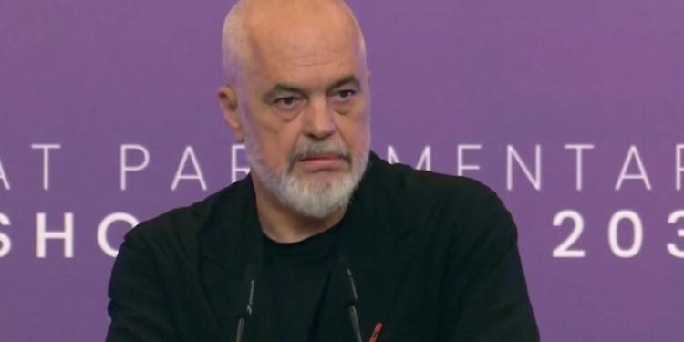 Nga administrata te “miku” për të gjetur zgjidhje, Rama: Shteti ka tre plagë që ushqejnë njëra-tjetrën