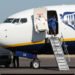 Shkallët “efiçente” të avionëve të RyanAir janë kthyer në një shqetësim serioz për pasagjerët