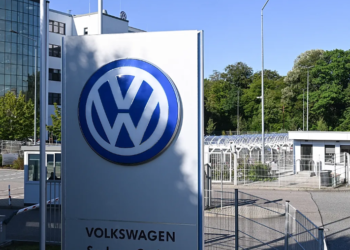 Volkswagen humbet vendin në indeksin kryesor të eurozonës