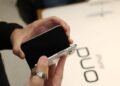 Apple nxjerr në shitje iPhone Duo, sa kushton telefoni i parë i palosshëm