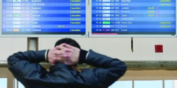 Fluturimet e anuluara, PE miraton rregulla strikte për kompensimin e pasagjerëve